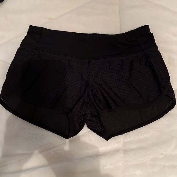 Lululemon speed shorts mesh black - Picture 3 of 6